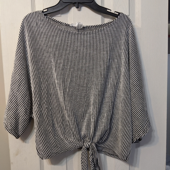 Caution To The Wind Tops - 🥰Womens Top